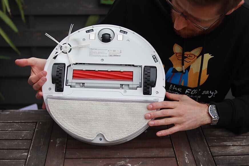 Roborock Q7 Max вид снизу